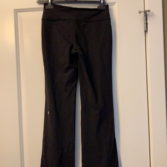 Yoga pants - Picture 2 of 3